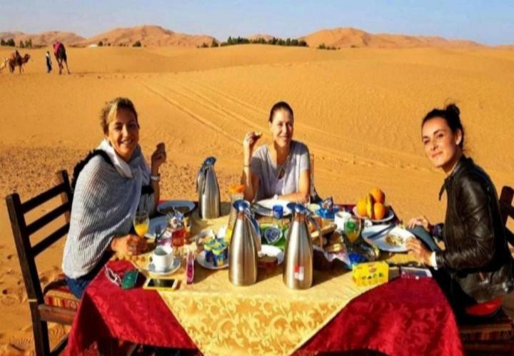 Desert Berber Fire Camp Merzouga Exterior foto